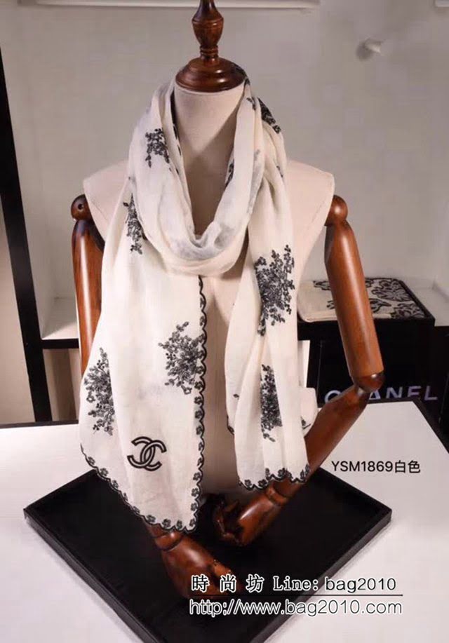 CHANEL香奈兒 2018專櫃原版手工吊染真絲羊毛刺繡長圍巾 YSM1869 LLWJ7410